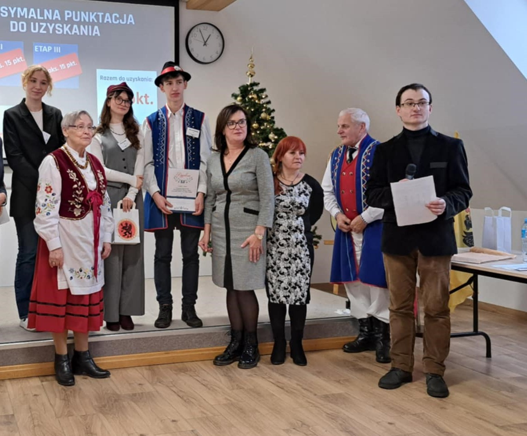 Zdjęcie do newsa VII. WOJEWÓDZKA OLIMPIADA WIEDZY O KASZUBACH I POMORZU