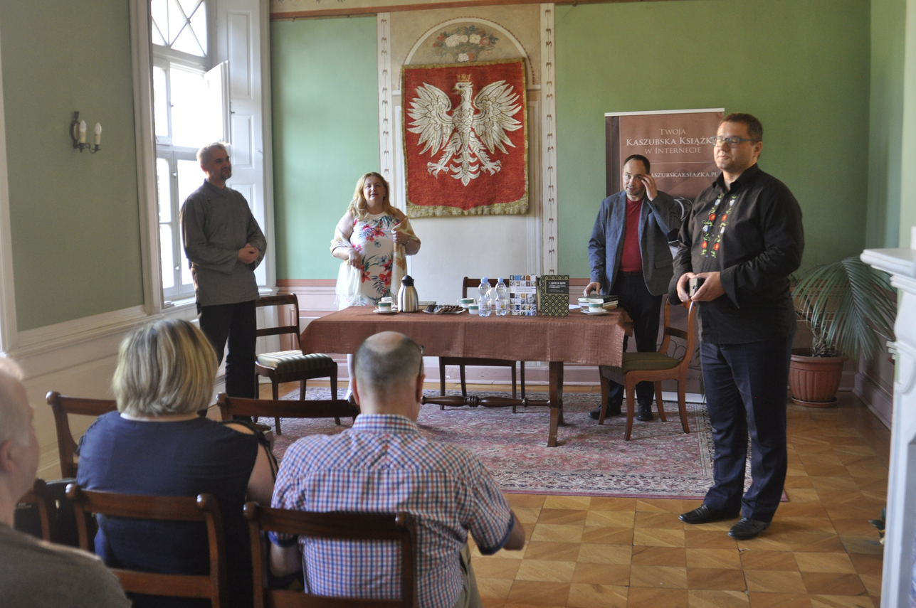 Zdjęcie do newsa Spotkanie z kaszubskimi literaturoznawcami