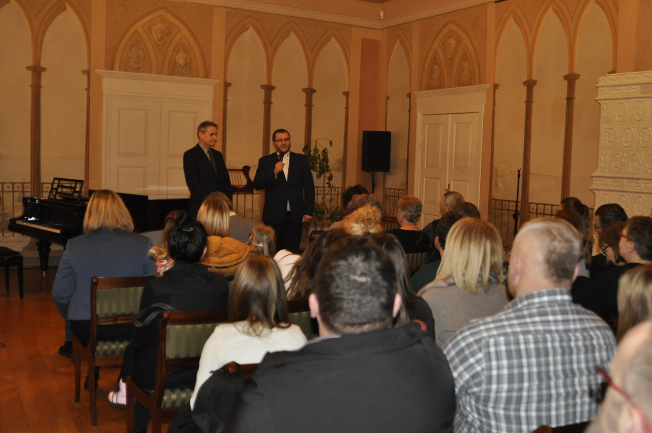 Zdjęcie do newsa Ceramika połączyła pokolenia w Muzeum. Jest wystawa!