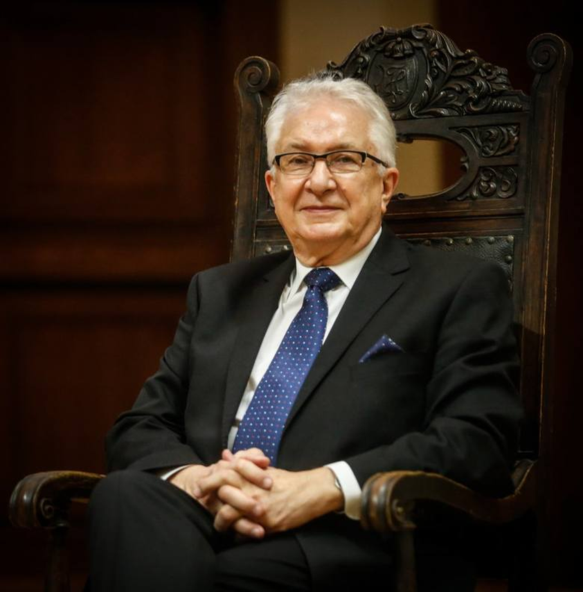 Zdjęcie do newsa Zaszczytny tytuł dla przewodniczącego Rady wejherowskiego muzeum. Gratulujemy!